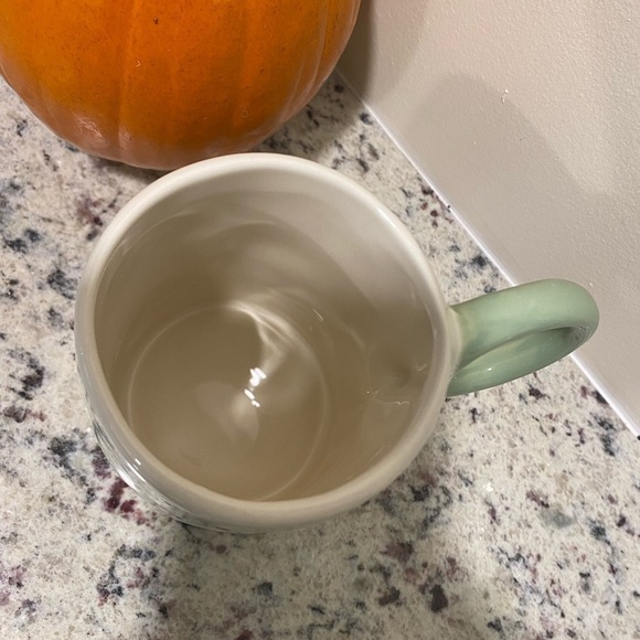 Unique Ceramic Green and White floral Mug with unique shaped handle - Picture 3 of 5